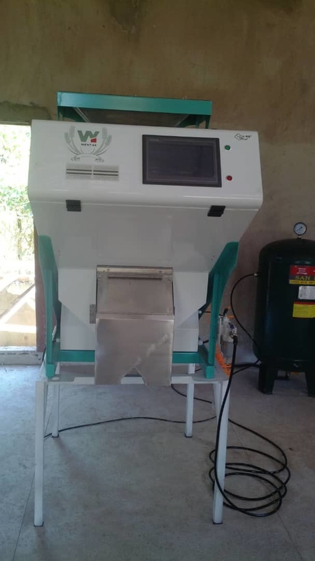 Máquina de triagem de cores multifunção para pistache Amêndoa Máquina de triagem de cores de pistache