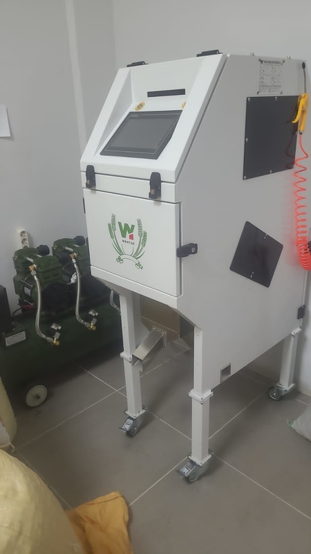 Wenyao WYCS1-32 Mini Brown Bee Pollen Color Sorter Machine para rejeitar o pólen de abelha amarelo da separação de cores do pólen de abelha marrom