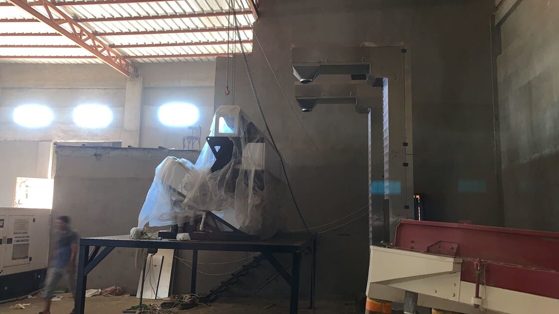 8 Chute Peanuts Color Sorter Machine 512 Channels Nuts Color Sorter CCD Color sorter para grãos