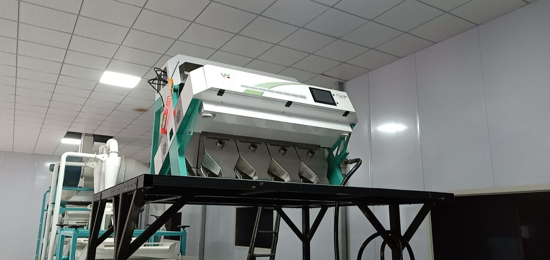 Tipo máquina da rampa do classificador da cor do arroz do CCD com alta resolução
