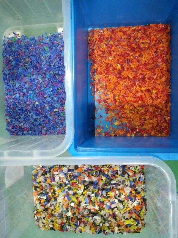Máquina de reciclagem de plástico Ccd Colorido Plástico Color Sorter Processamento de resíduos