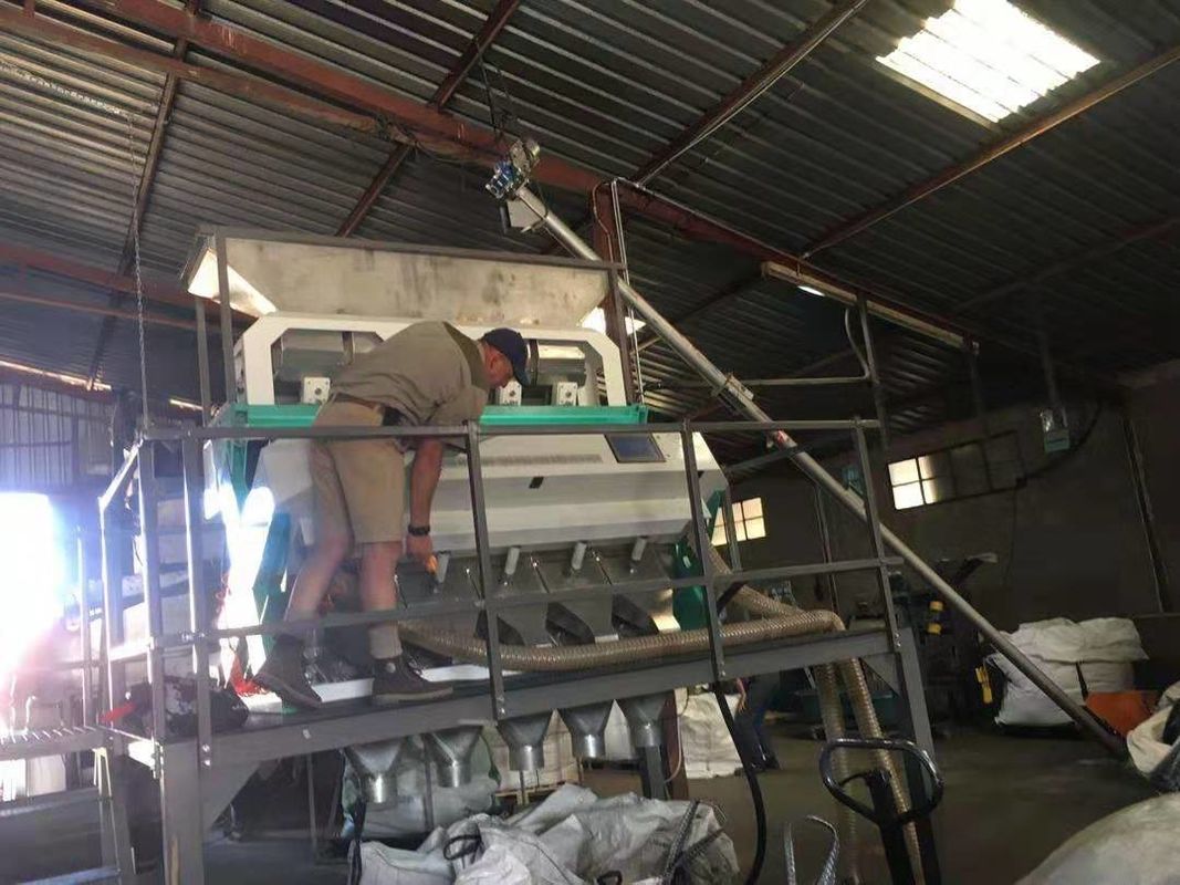 Máquina Multifunction do classificador da cor de sal 6-6SXZ-320 para o sal escuro que classifica com o tanque do compressor de ar e do ar