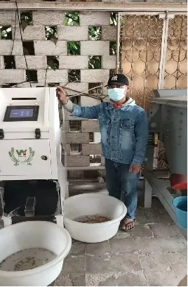 Máquina de triagem de cor de sorgo de arroz de alta pureza Wenyao 9