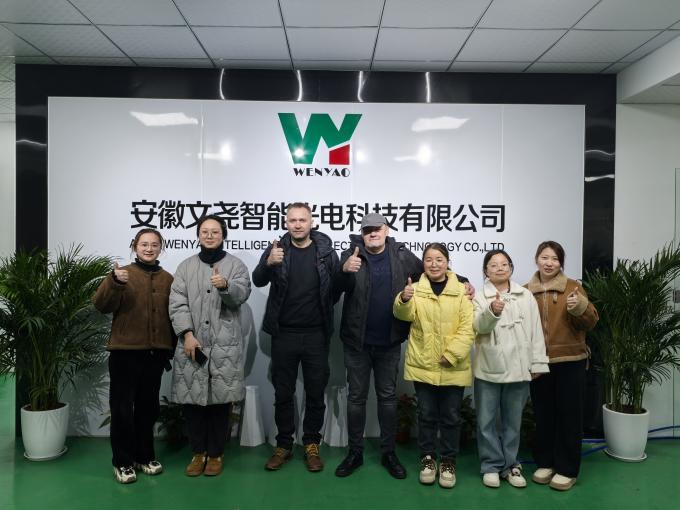 Máquina de classificação de cores de flocos de plástico preto CCD inteligente Codificador de cores Máquina de separação de cores de alta eficiência para PVC PET 24