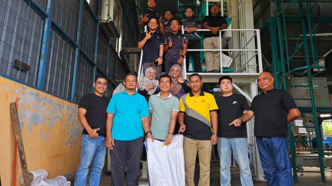 Máquina de classificação de cores de cinto de 1200 mm para arroz de grãos de minério com 99,99% de precisão 13